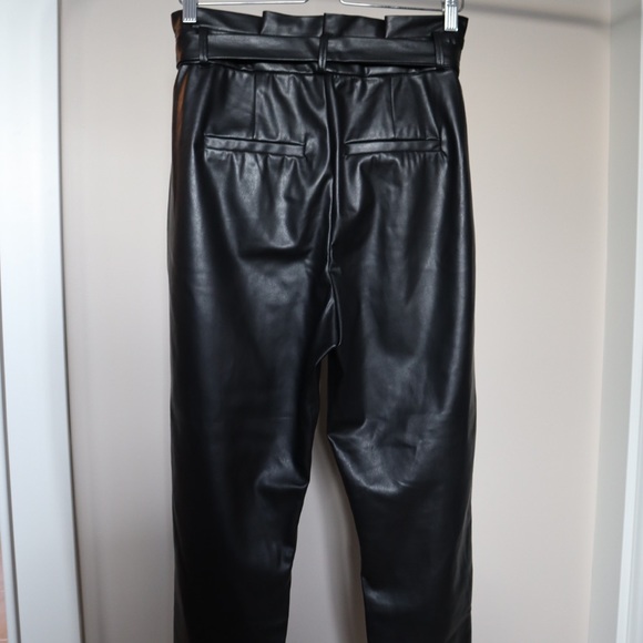 Vero Moda Paperbag Faux Leather Pants With Tie - Picture 2 of 3